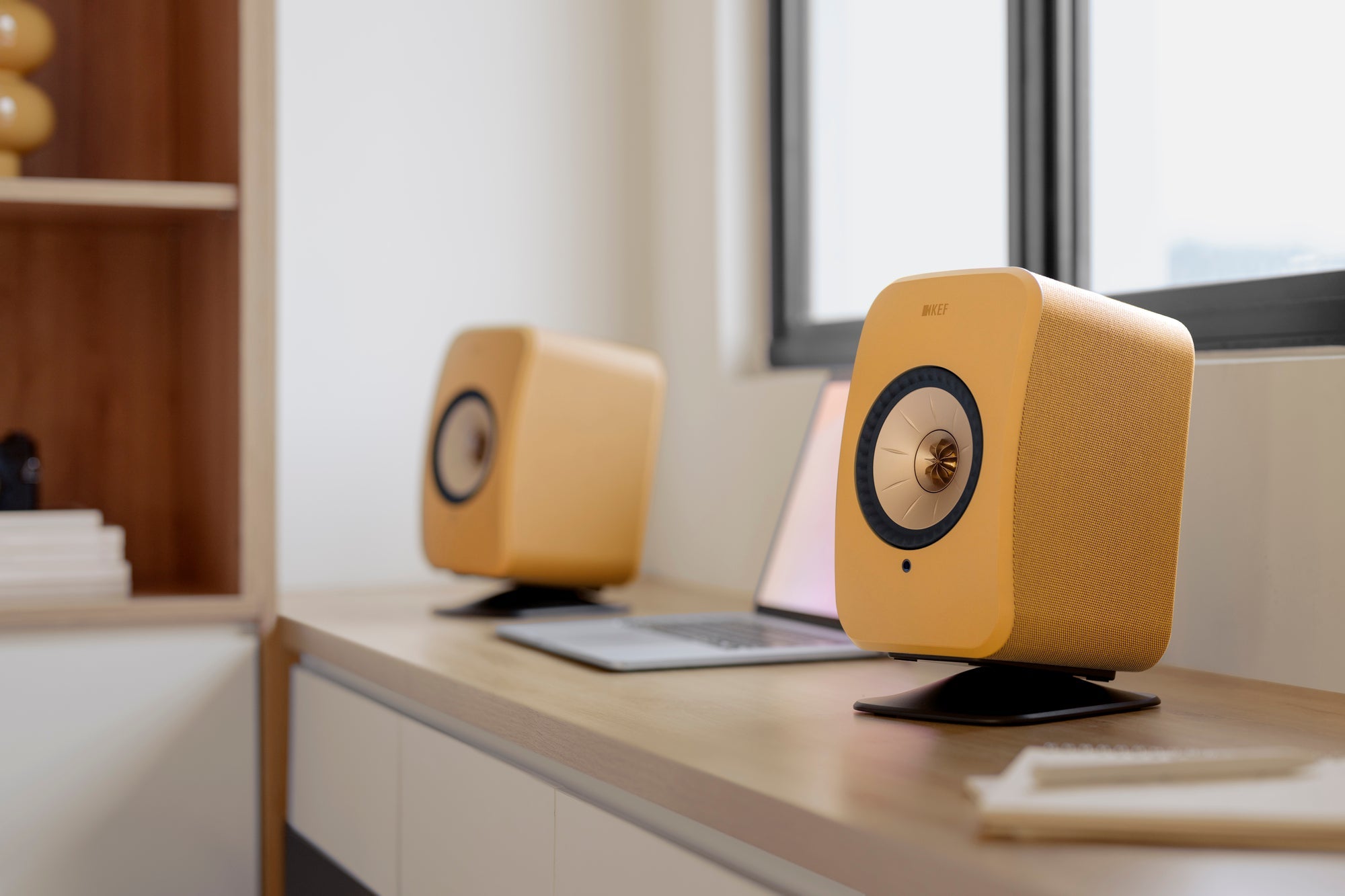 Wireless HiFi Speakers